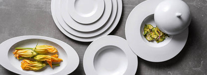 Corby Hall Ecos Round Plate | Catalog Number: 048 0015 | Dimensions: 10 5/8 in (27 cm)